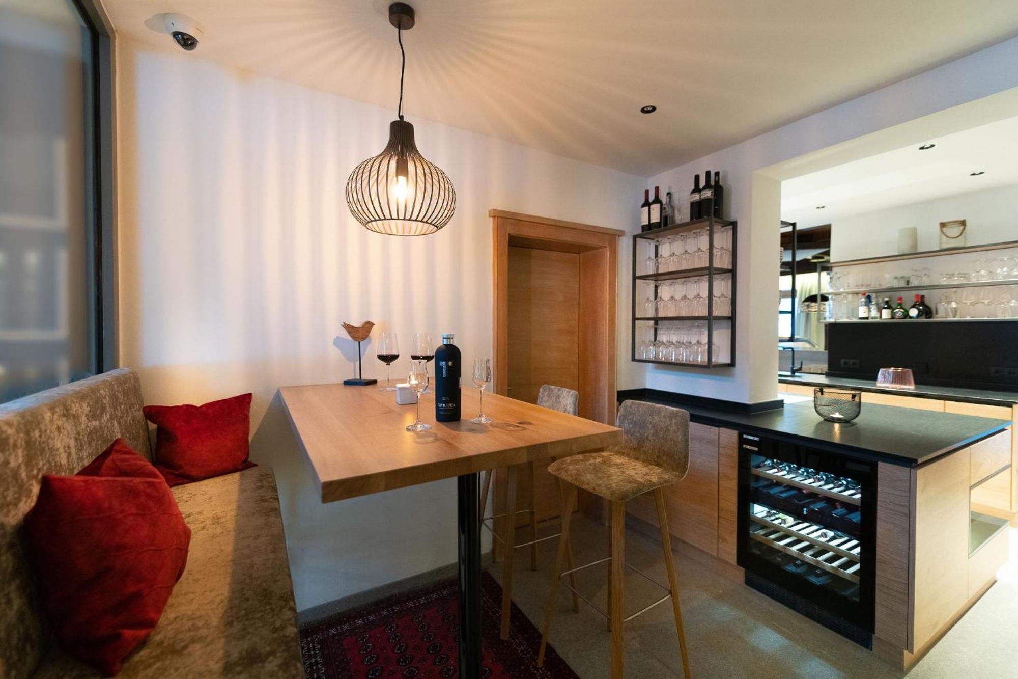 Harmls Aparthotel 3*
