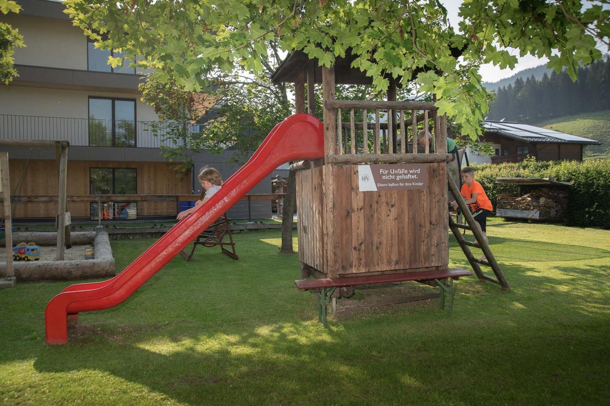 Aparthotel Harmls 3*